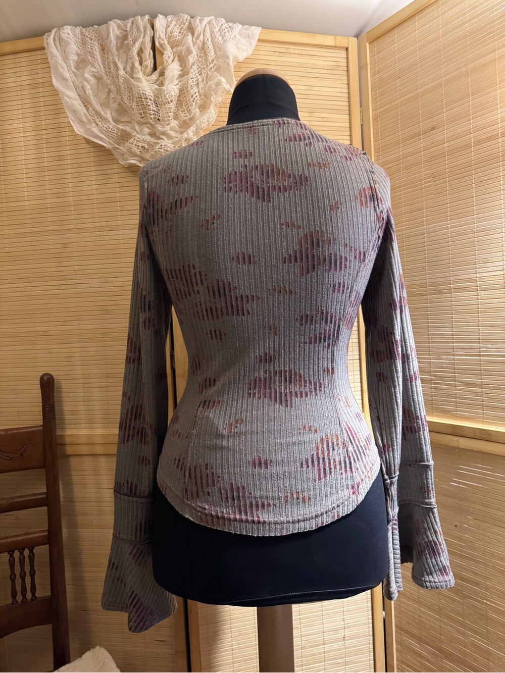 Free People Gray Ribbed Henley Top with Burgundy Rust Accents - Picture 4 of 5